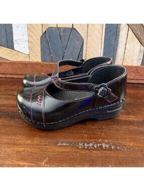 Dansko Girls Jill Black Patent Leather Mary Jane Clogs Size 28 / US 11